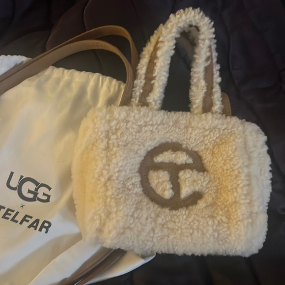UGG x TELFAR small reverse shopper - Picture 5 of 5